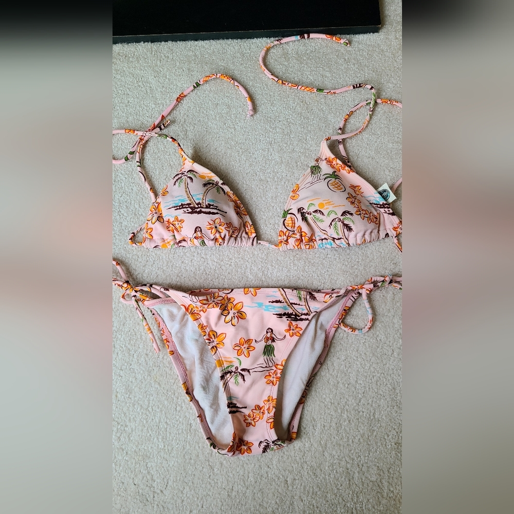 Summer Girl Pink Swimsuit Bikini Set Top & Bottom Size Small